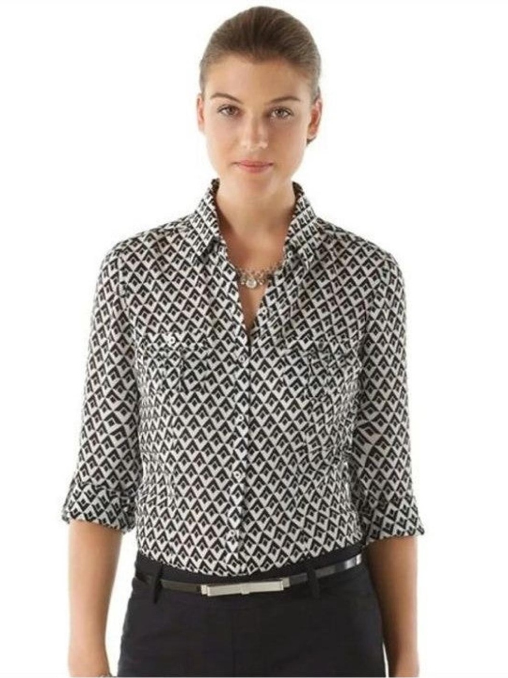 White House Black Market Portofino Black & White Geo Button-Down Blouse sz 2